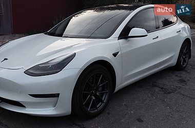 Седан Tesla Model 3 2020 в Очакове