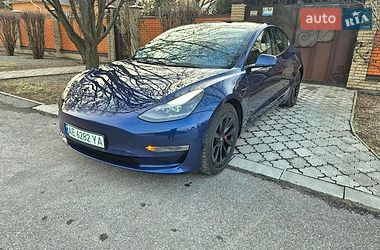 Седан Tesla Model 3 2023 в Днепре Седан Tesla Model 3 2023 в Днепре