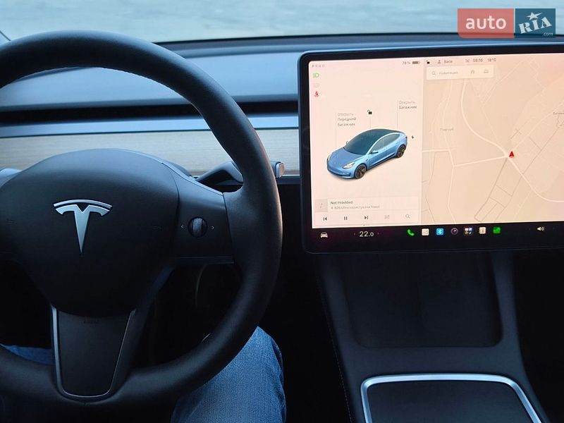Седан Tesla Model 3 2021 в Ужгороді