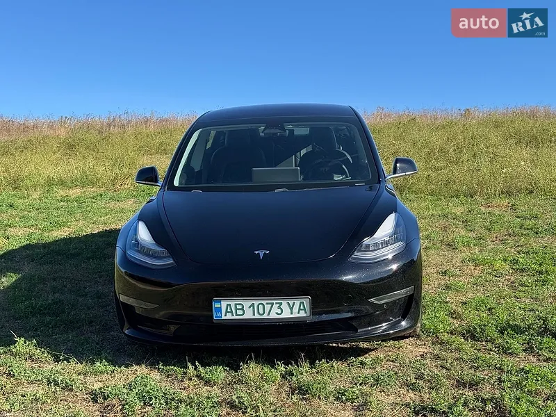 Tesla Model 3 2020