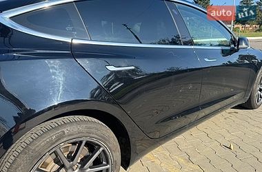 Седан Tesla Model 3 2018 в Харькове