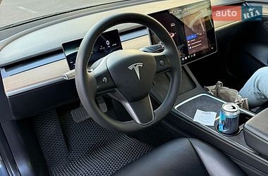 Седан Tesla Model 3 2021 в Одесі