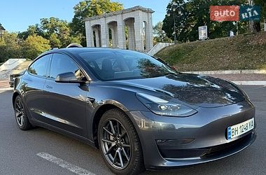 Седан Tesla Model 3 2021 в Одессе фото Седан Tesla Model 3 2021 в Одессе