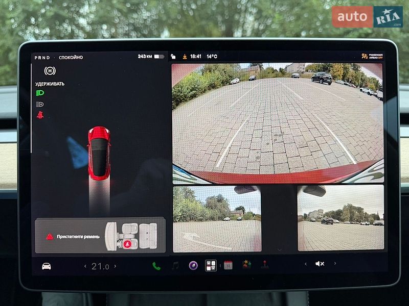 Седан Tesla Model 3 2021 в Львові