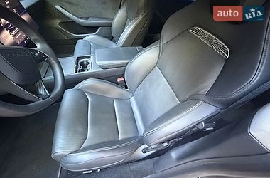 Седан Tesla Model 3 2024 в Києві