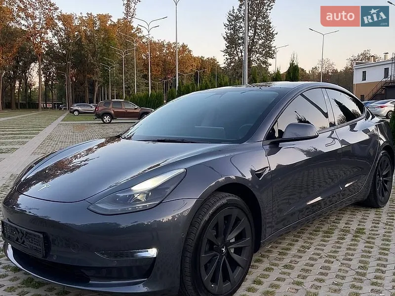 Tesla Model 3