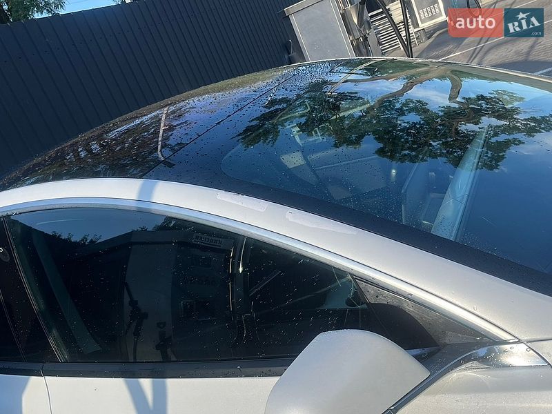 Седан Tesla Model 3 2018 в Луцьку