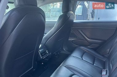 Седан Tesla Model 3 2018 в Луцьку