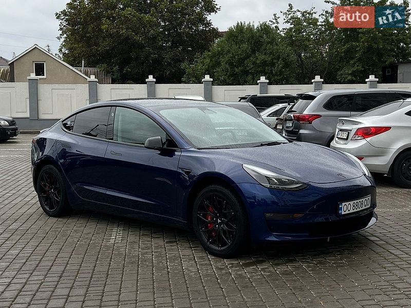 Седан Tesla Model 3 2022 в Одесі