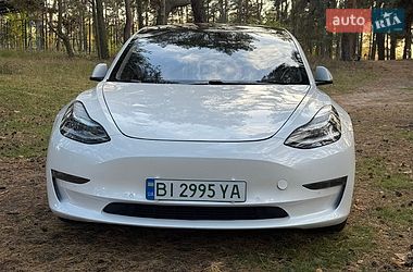 Седан Tesla Model 3 2020 в Кременчуге
