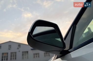 Седан Tesla Model 3 2023 в Житомире