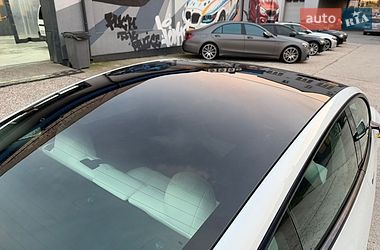 Седан Tesla Model 3 2023 в Житомире