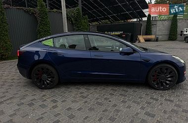 Седан Tesla Model 3 2023 в Кропивницком