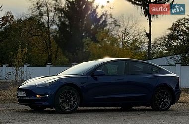 Седан Tesla Model 3 2021 в Ивано-Франковске