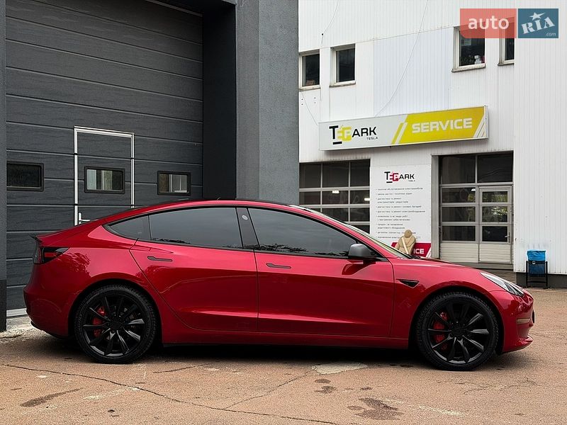 Седан Tesla Model 3 2021 в Киеве фото 11 Седан Tesla Model 3 2021 в Киеве