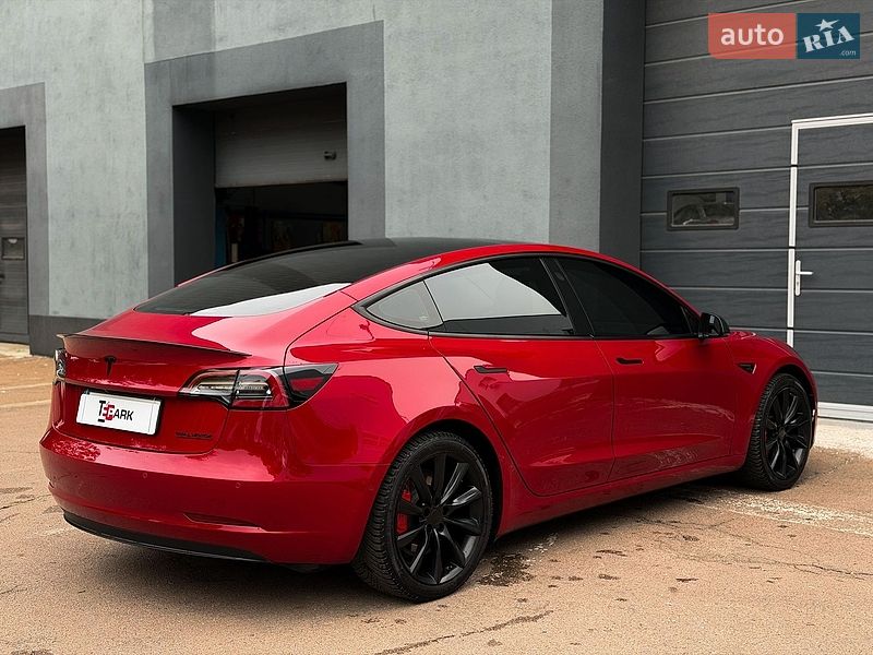 Седан Tesla Model 3 2021 в Киеве фото 10 Седан Tesla Model 3 2021 в Киеве