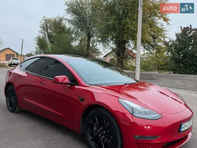 Tesla Model 3