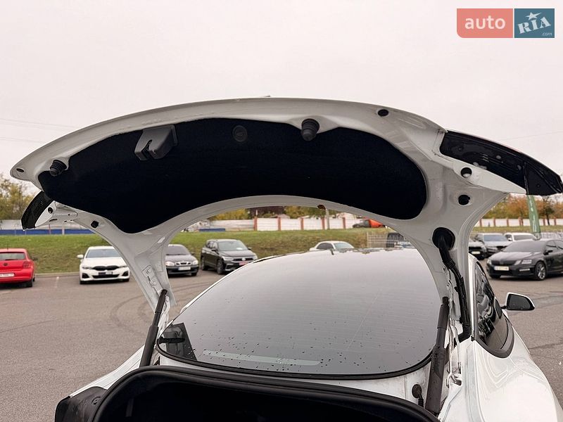 Седан Tesla Model 3 2025 в Кривому Розі фото 37 Седан Tesla Model 3 2025 в Кривому Розі