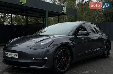Седан Tesla Model 3 2021 в Запоріжжі