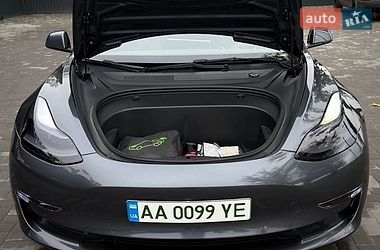 Седан Tesla Model 3 2021 в Запоріжжі
