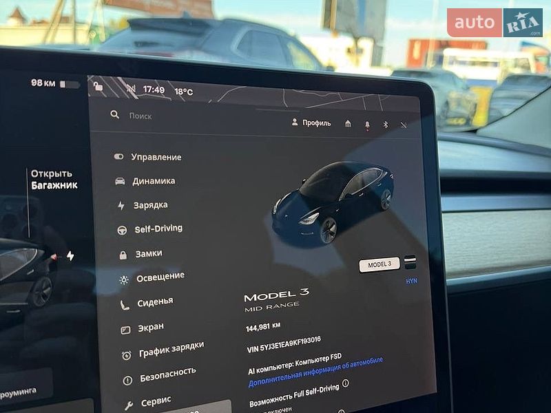 Седан Tesla Model 3 2019 в Львові