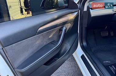 Седан Tesla Model 3 2021 в Дніпрі