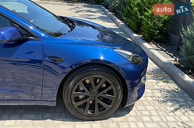 Седан Tesla Model 3 2021 в Одессе
