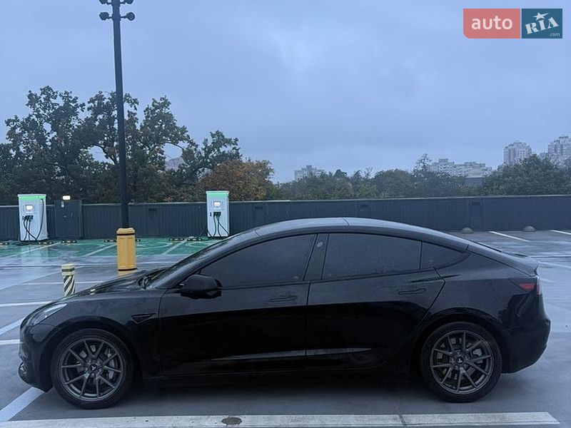 Седан Tesla Model 3 2022 в Києві фото 4 Седан Tesla Model 3 2022 в Києві