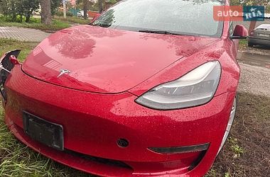 Седан Tesla Model 3 2022 в Харькове