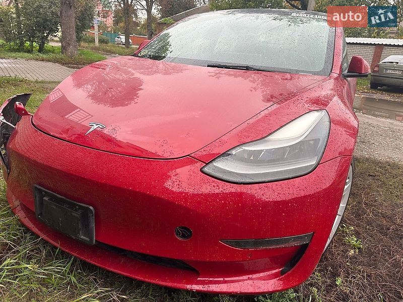 Седан Tesla Model 3 2022 в Харькове