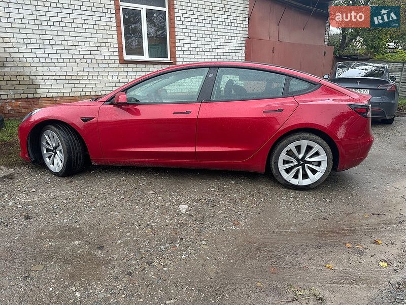 Седан Tesla Model 3 2022 в Харькове