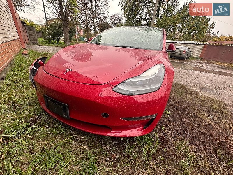 Седан Tesla Model 3 2022 в Харькове