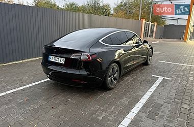 Седан Tesla Model 3 2020 в Києві