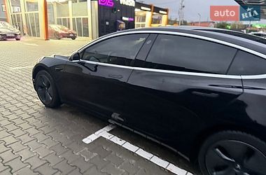 Седан Tesla Model 3 2020 в Києві