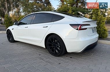 Седан Tesla Model 3 2024 в Миколаєві