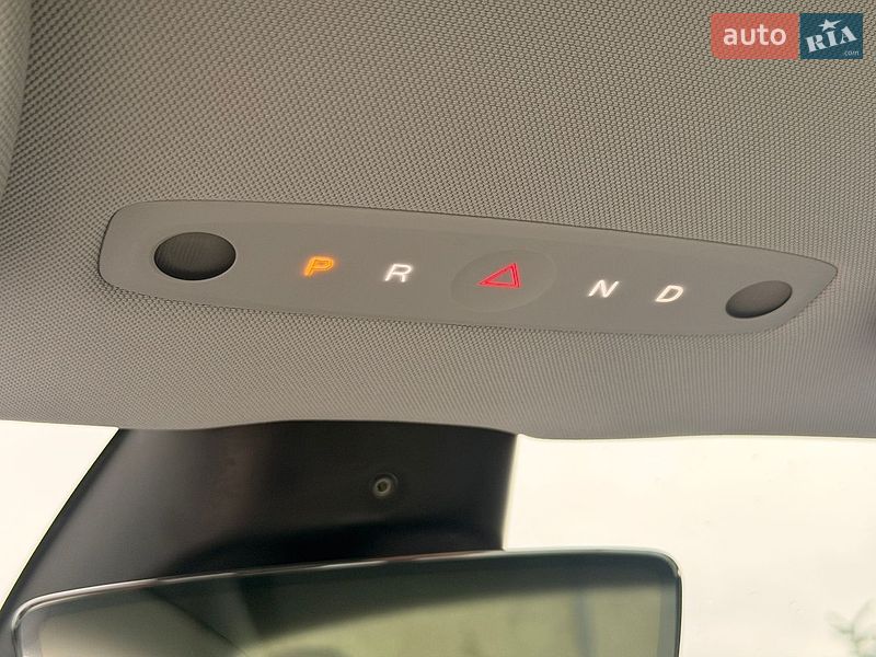 Седан Tesla Model 3 2025 в Стрые