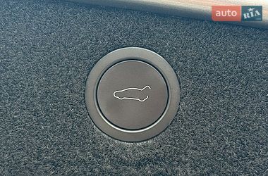Седан Tesla Model 3 2025 в Стрые