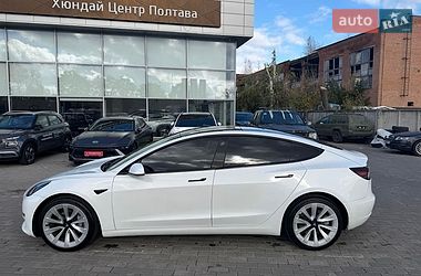 Седан Tesla Model 3 2021 в Полтаве