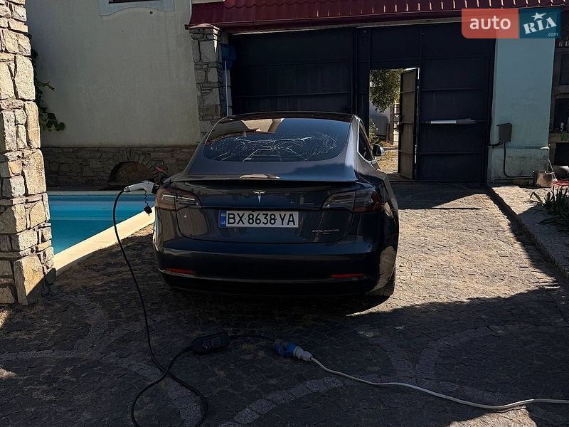 Седан Tesla Model 3 2019 в Кам'янець-Подільському