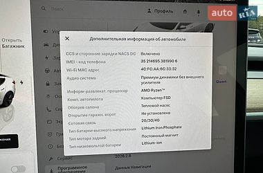 Седан Tesla Model 3 2023 в Львові