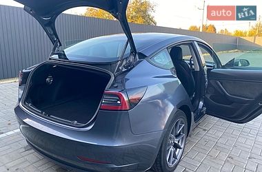 Седан Tesla Model 3 2021 в Черкассах