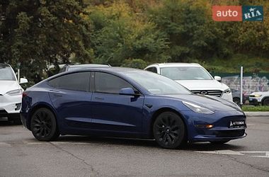 Седан Tesla Model 3 2023 в Харькове