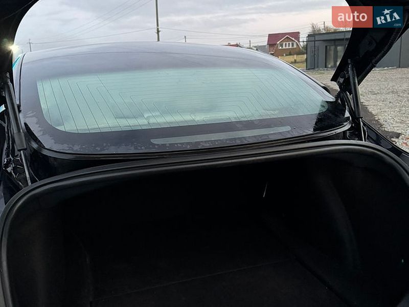 Седан Tesla Model 3 2020 в Ивано-Франковске