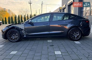 Седан Tesla Model 3 2024 в Дрогобыче