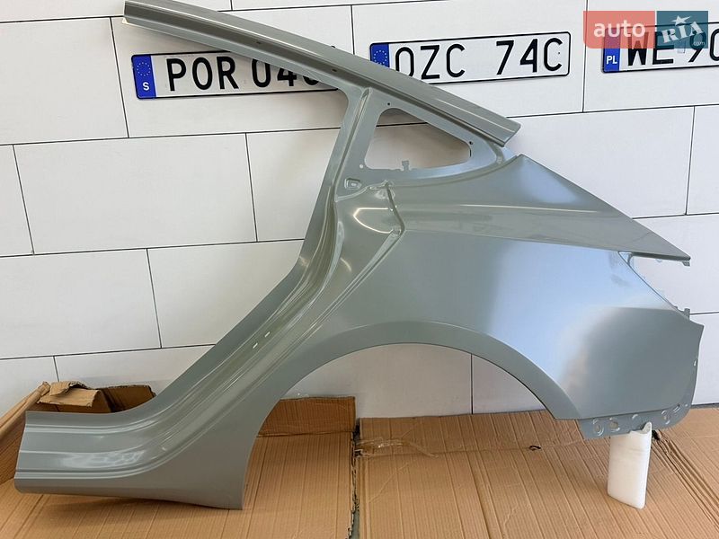 Седан Tesla Model 3 2024 в Дрогобыче