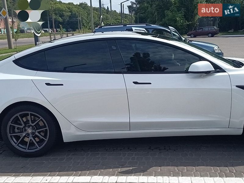 Седан Tesla Model 3 2021 в Харькове