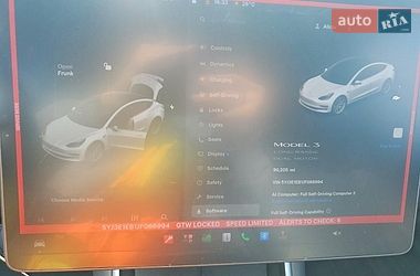 Седан Tesla Model 3 2018 в Одесі