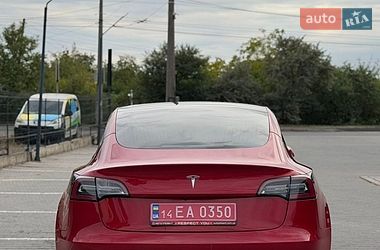 Седан Tesla Model 3 2022 в Черкассах