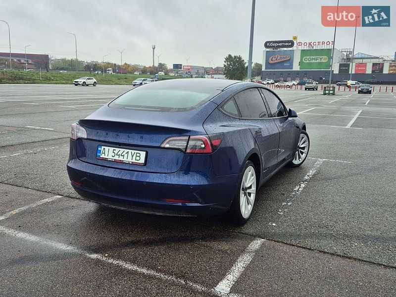 Седан Tesla Model 3 2021 в Киеве фото 3 Седан Tesla Model 3 2021 в Киеве