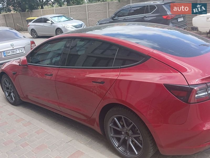 Седан Tesla Model 3 2022 в Одессе